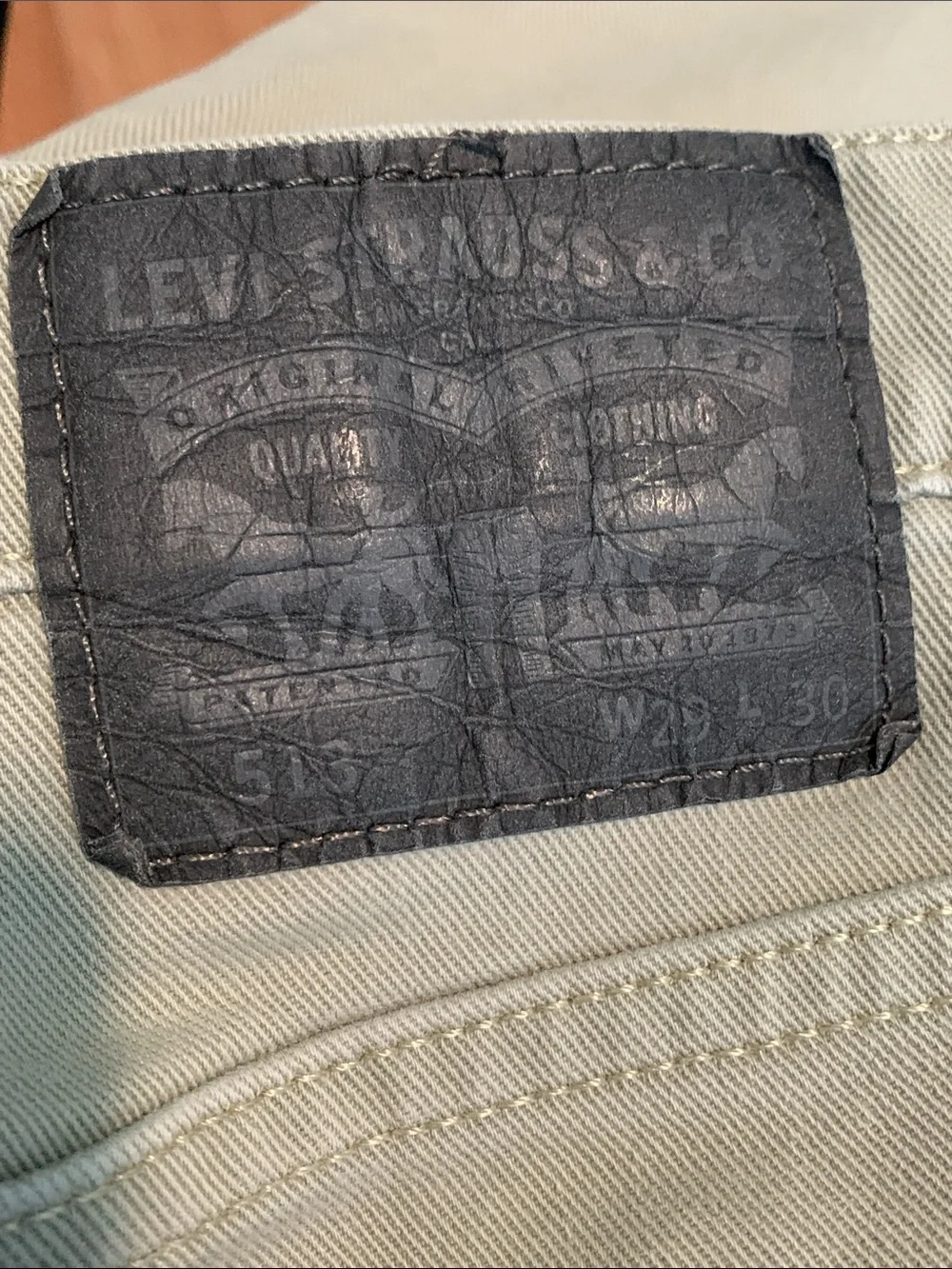 Levi's Men's Slim Chinos in Light Olive Green